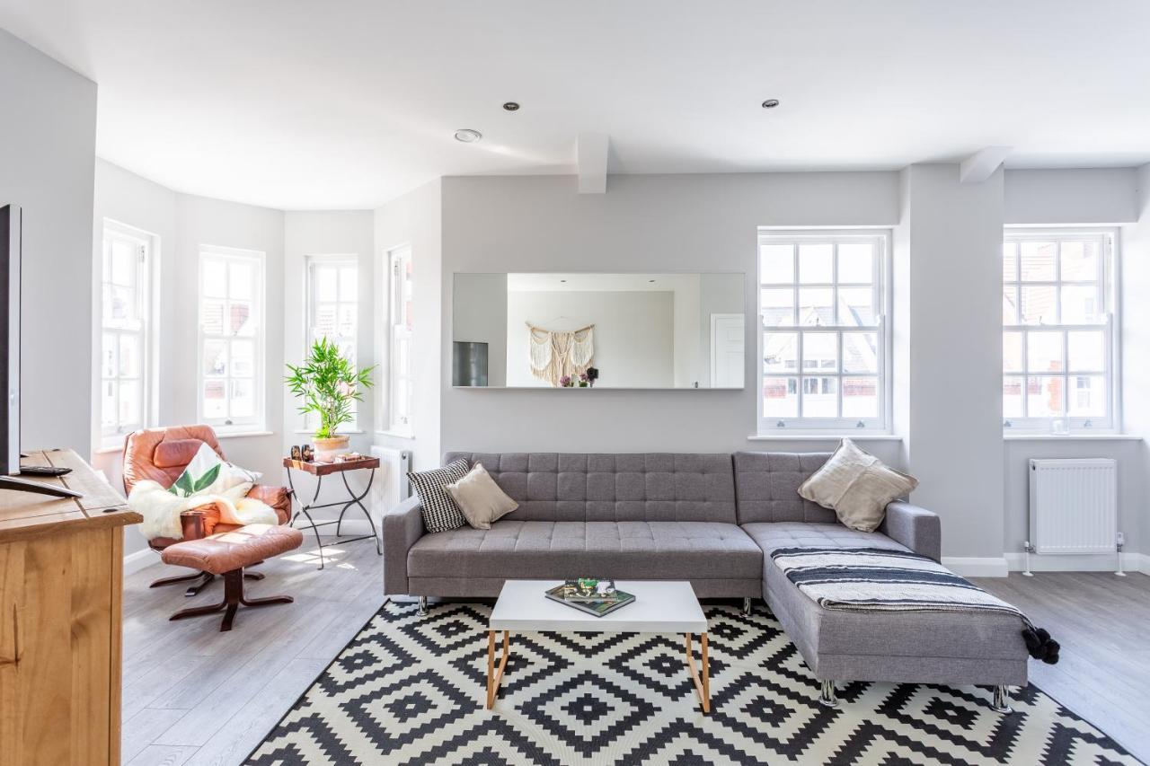 2 Bedroom Apartments With Sofa Bed In Southend Exteriér fotografie