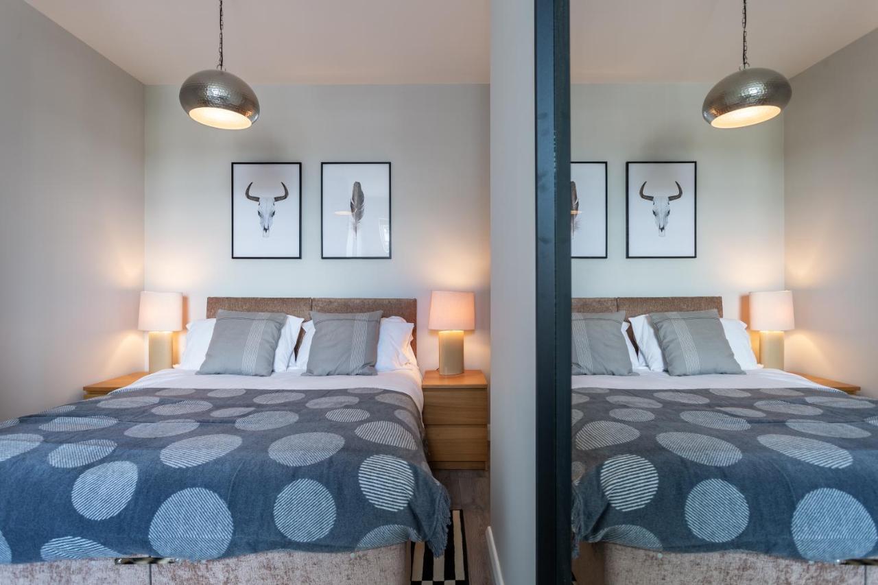 2 Bedroom Apartments With Sofa Bed In Southend Exteriér fotografie